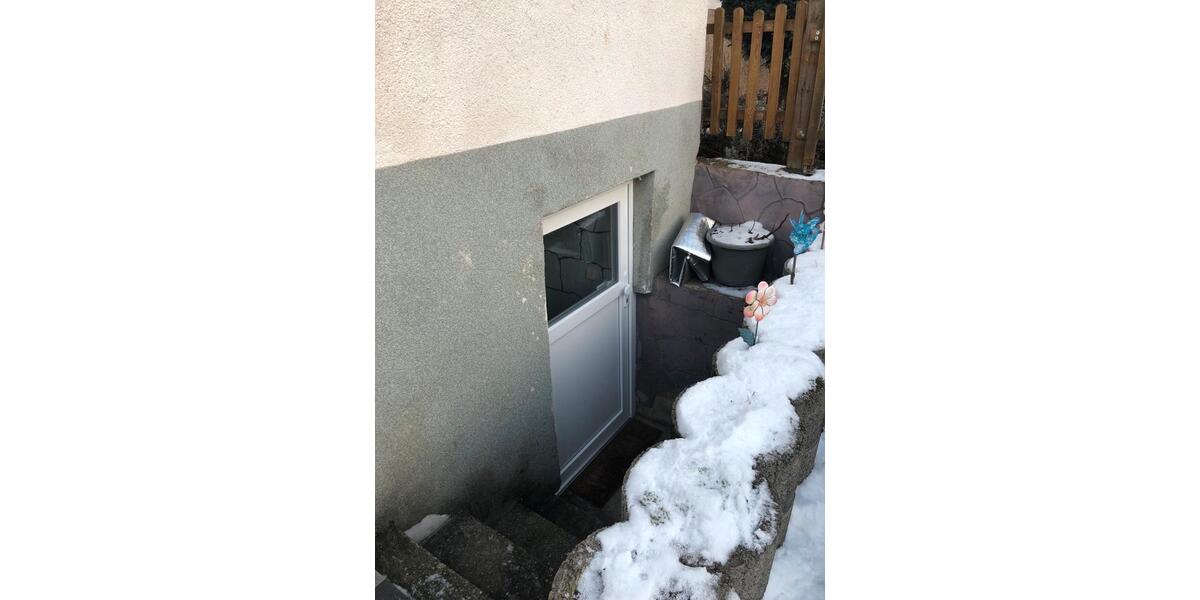 Reihenhaus Püttlingen - 4 Zimmer, 100 m&sup2;, 135.000&euro; | Angebot:25365257