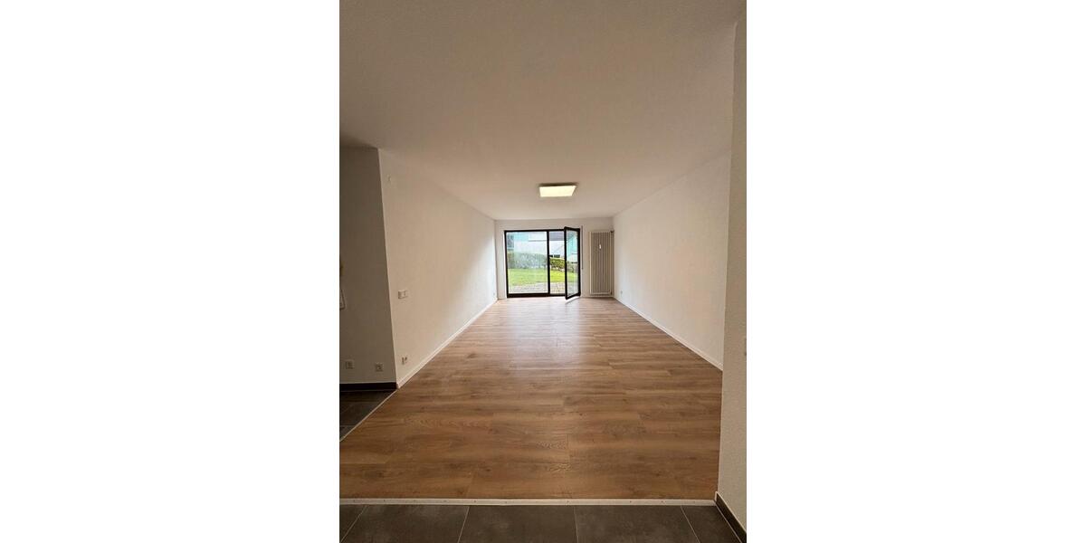Erdgeschoßwohnung Saarlouis - 2 Zimmer, 55 m&sup2;, 600&euro; | Angebot:25992310