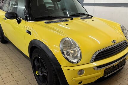 Mini ONE 231.000 km 990 &euro; Schmelz 66839