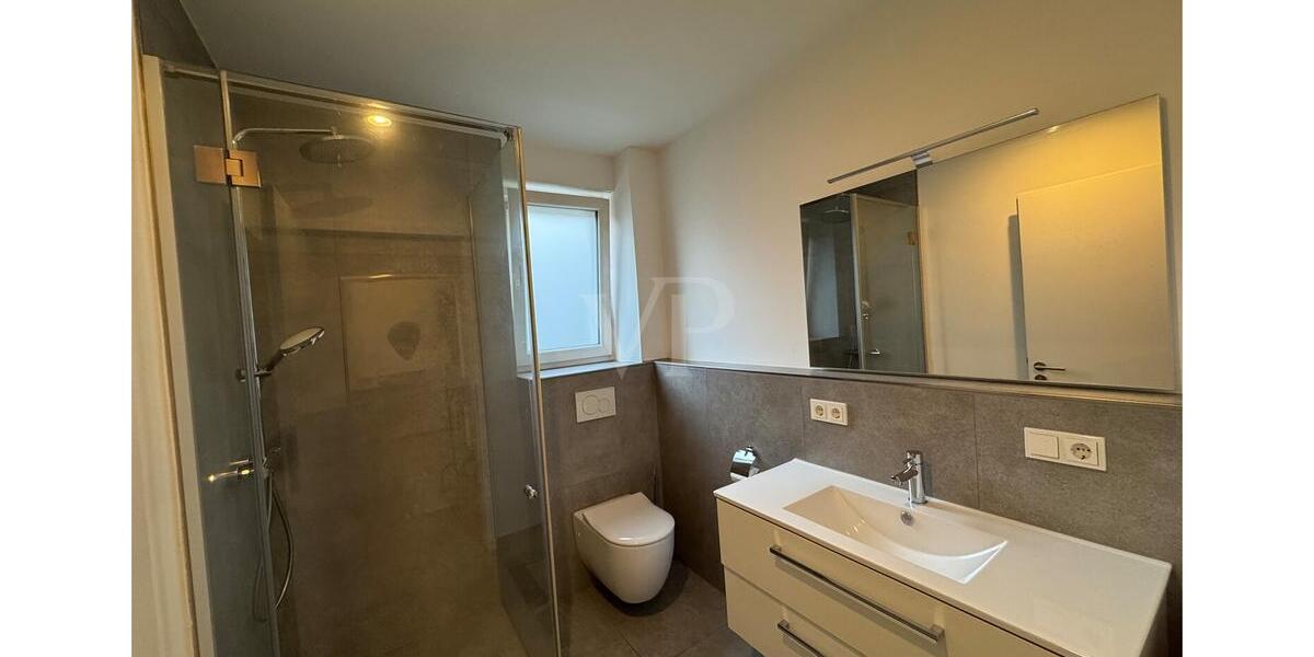 Etagenwohnung Homburg - 4 Zimmer, 130 m&sup2;, 1.400&euro; | Angebot:25375970