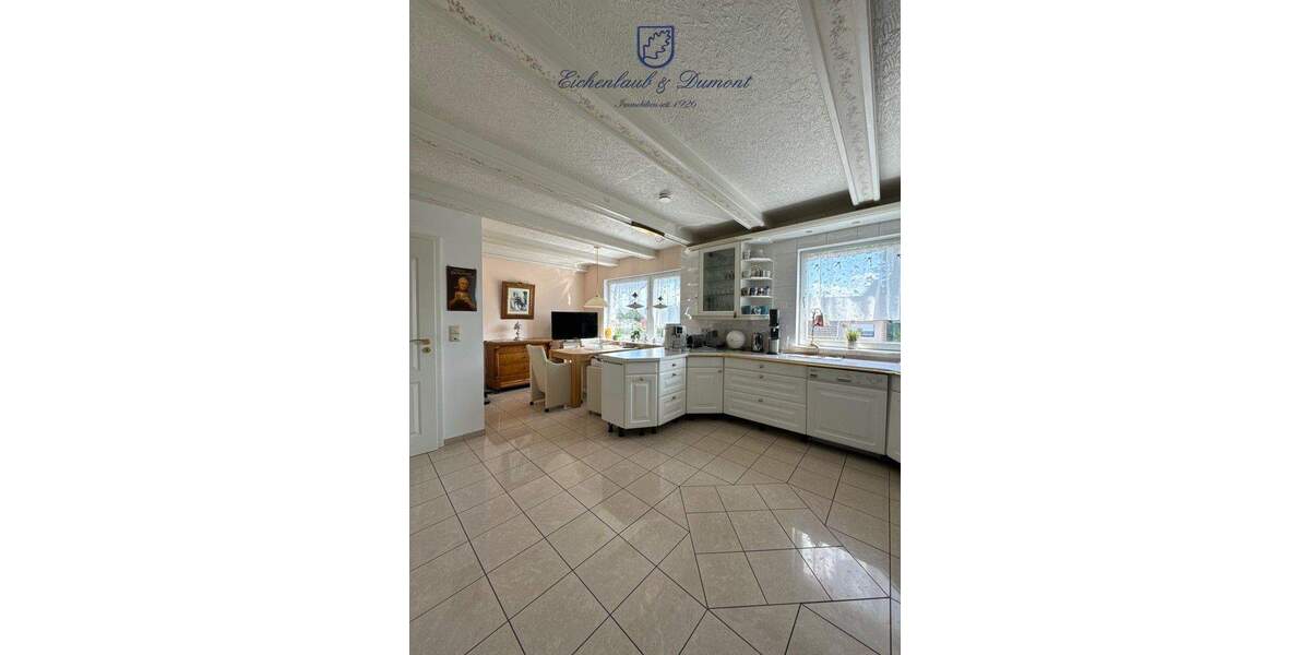 Mehrfamilienhaus, Wohnhaus Schwalbach - 8 Zimmer, 217 m&sup2;, 490.000&euro; | Angebot:25779317