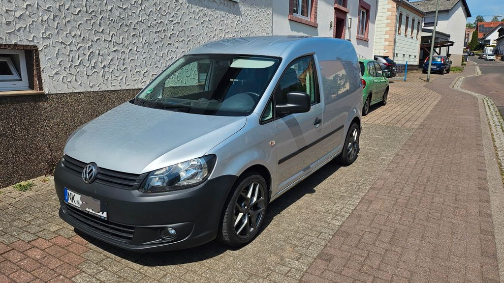VW Caddy 170.000 km 6.500 &euro; Illingen 66557