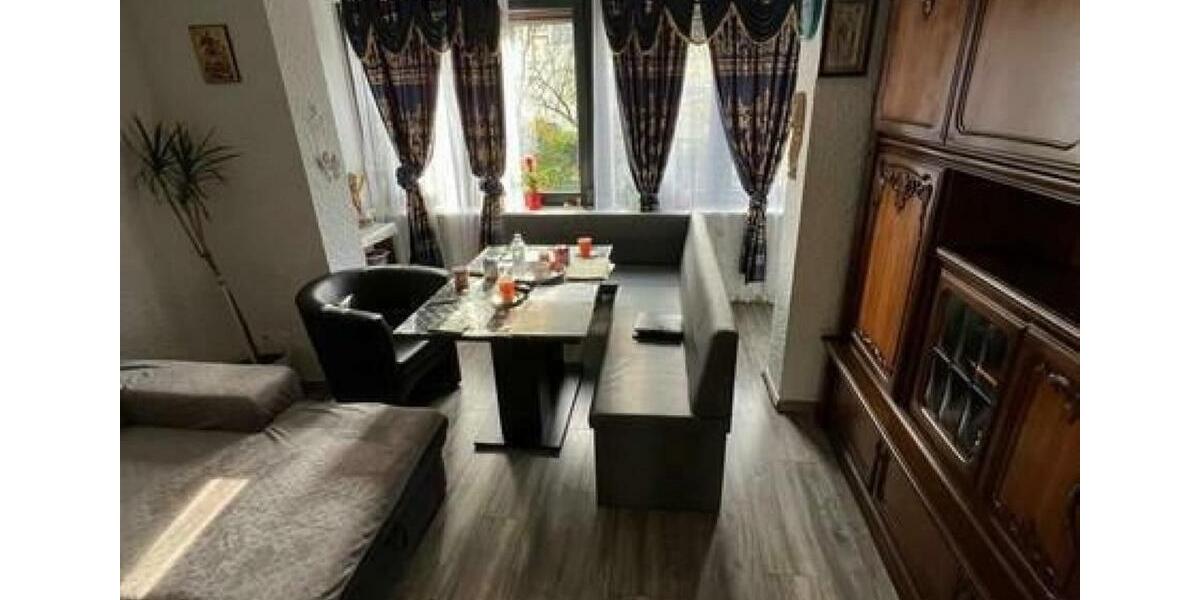 Reihenhaus Völklingen - 10 Zimmer, 196 m&sup2;, 251.000&euro; | Angebot:25394744