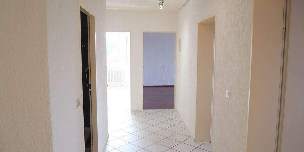 Etagenwohnung Sankt Ingbert Rohrbach - 3 Zimmer, 92 m&sup2;, 199.000&euro; | Angebot:25667231