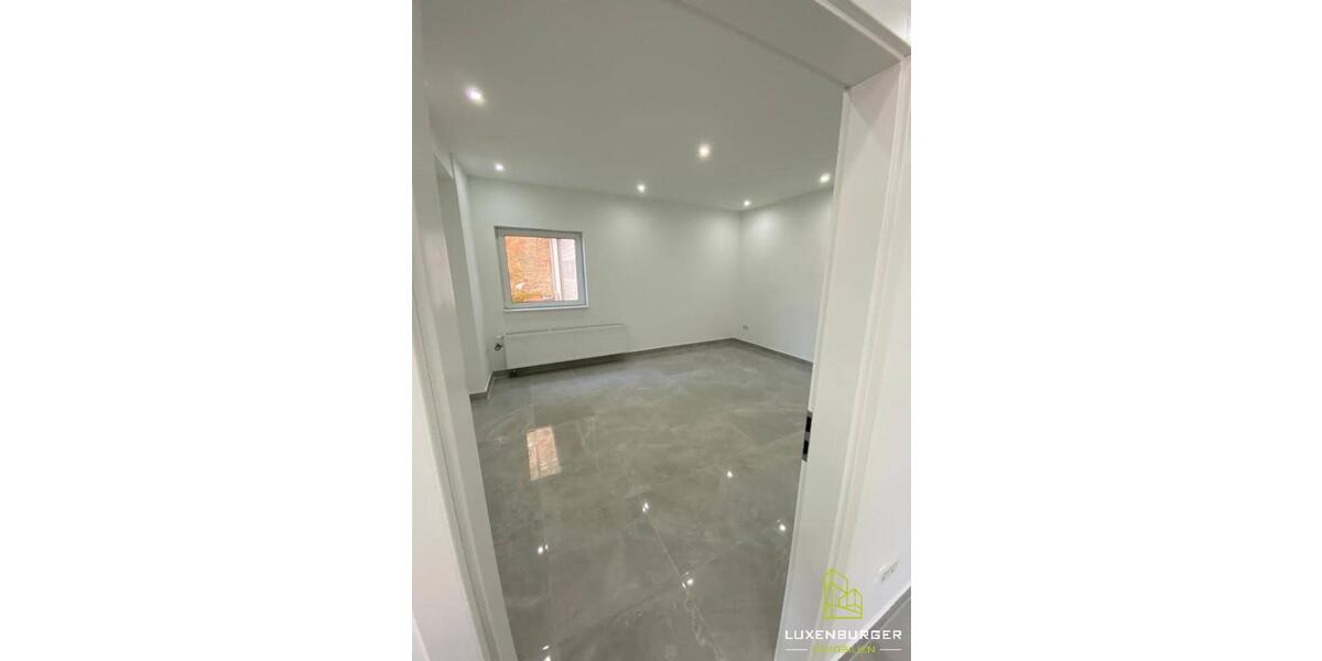 Erdgeschoßwohnung Schmelz - 3 Zimmer, 128 m&sup2;, 800&euro; | Angebot:25634270