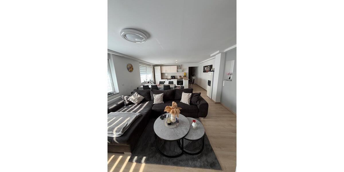 Etagenwohnung Schwalbach - 3 Zimmer, 65 m&sup2;, 650&euro; | Angebot:25874199