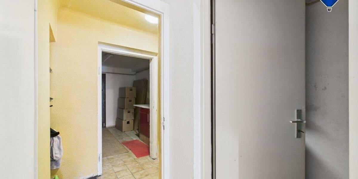 Reihenmittelhaus Dillingen - 7 Zimmer, 230 m&sup2;, 279.000&euro; | Angebot:25673957