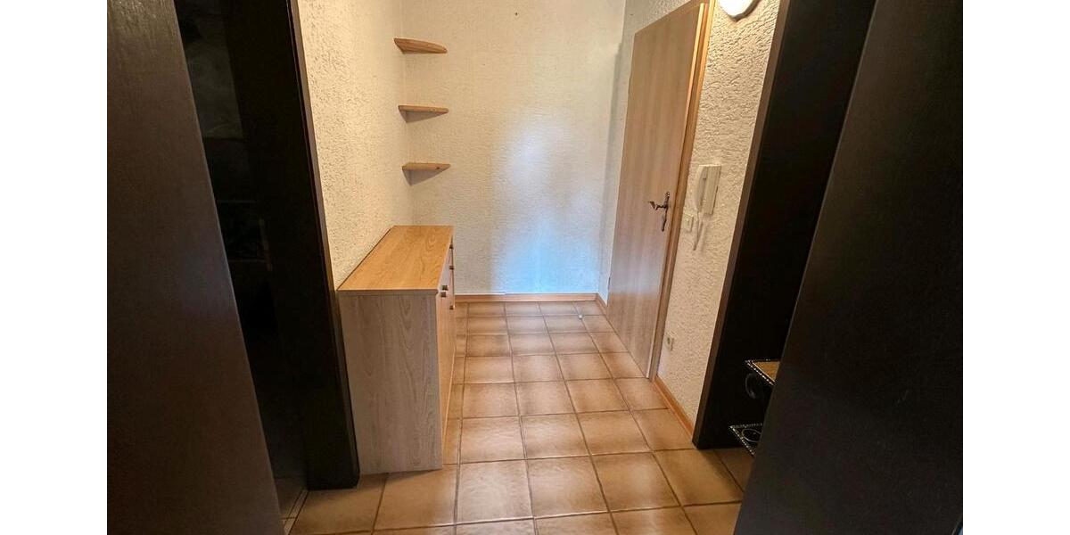 Etagenwohnung Lebach - 3 Zimmer, 77 m&sup2;, 700&euro; | Angebot:24841122