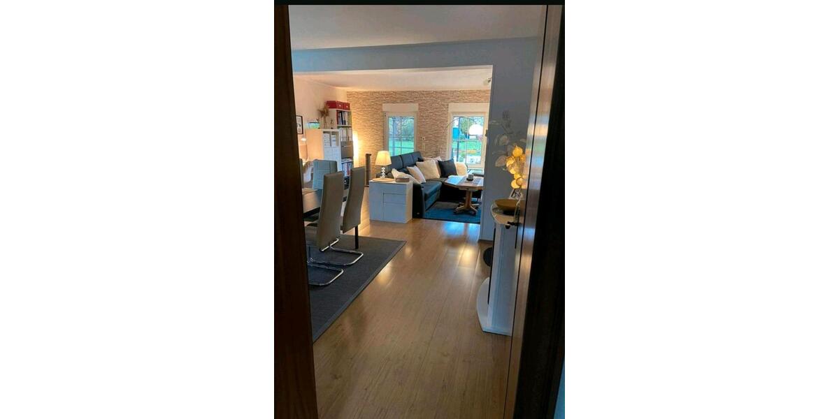 Reihenhaus Homburg - 4 Zimmer, 107 m&sup2;, 350.000&euro; | Angebot:25220566