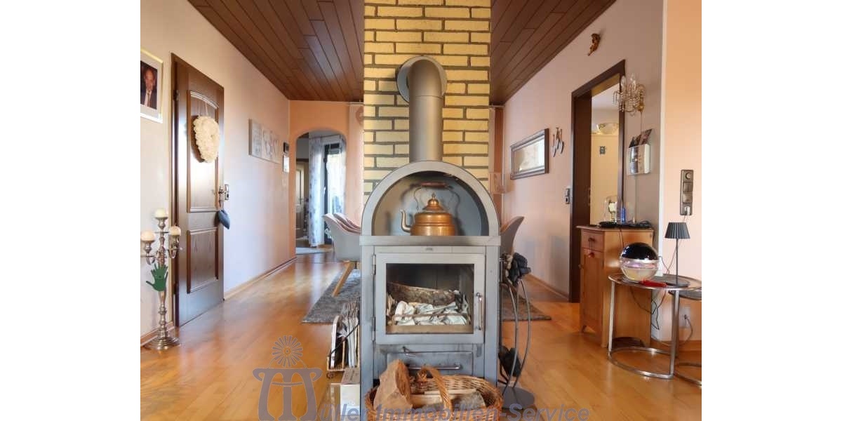 Topgepflegtes 1- bis 2-Familienhaus in Bexbach - Einfamilienhaus Bexbach | Angebot:20764137