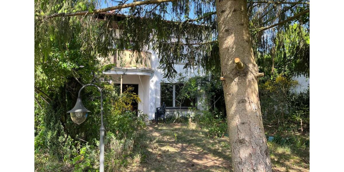 Einfamilienhaus Homburg - 6 Zimmer, 239 m&sup2;, 275.000&euro; | Angebot:25539359