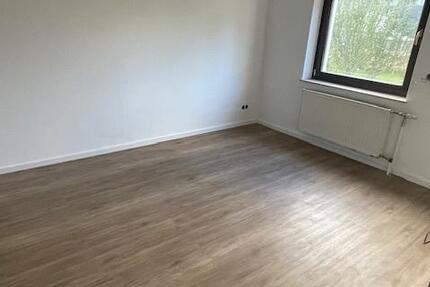 Wohnung Saarbrücken Neue Bremm - 5 Zimmer, 125 m&sup2;, 1.050&euro; | Angebot:23397993