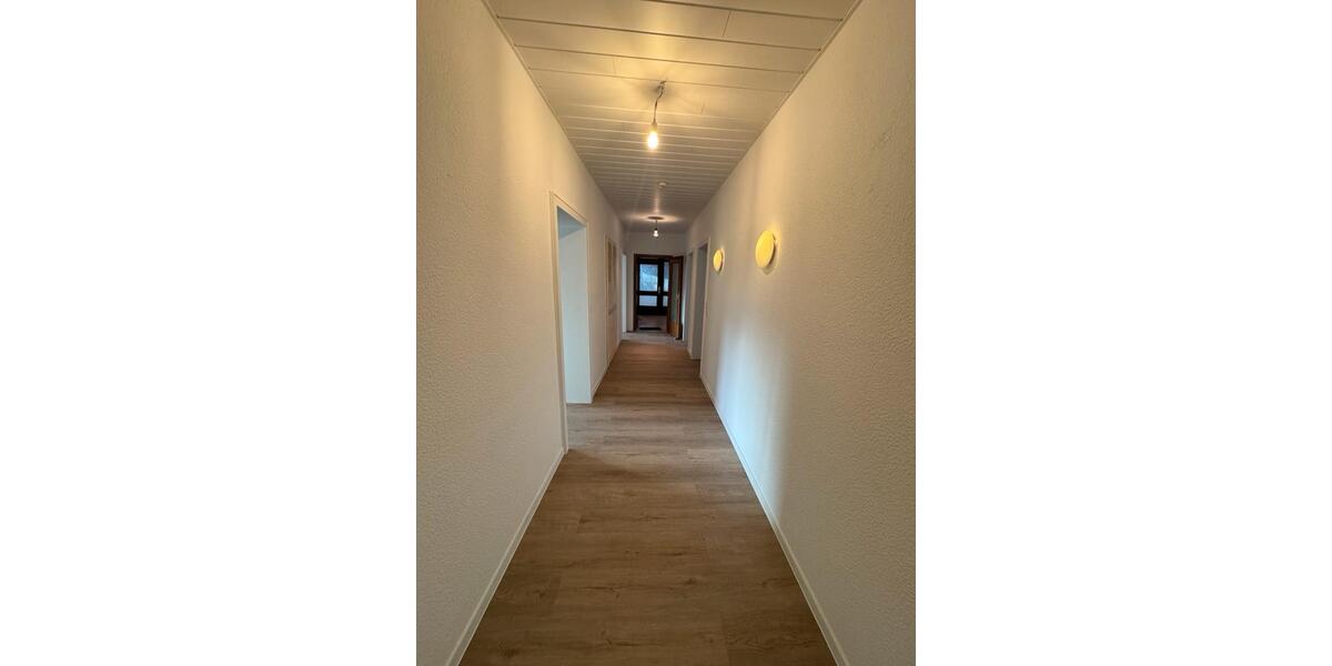 Erdgeschoßwohnung Eppelborn - 3.5 Zimmer, 109 m&sup2;, 950&euro; | Angebot:25824645