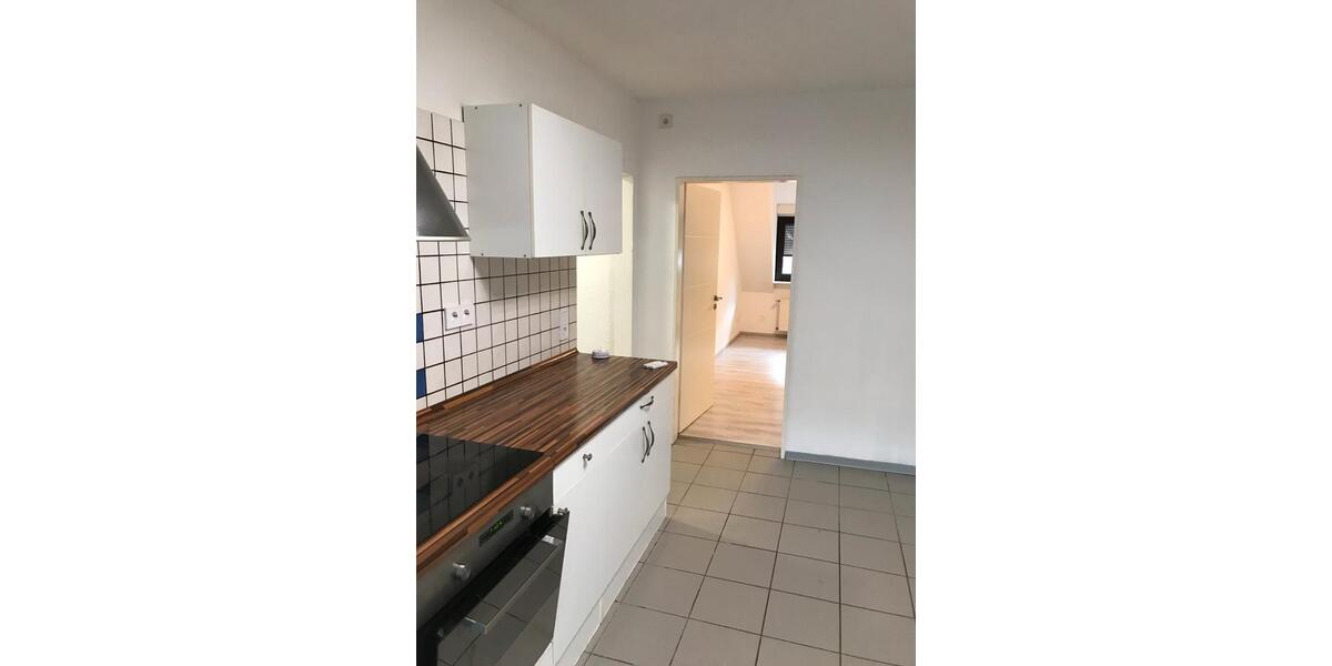 Etagenwohnung Saarbrücken West - 1 Zimmer, 32 m&sup2;, 315&euro; | Angebot:26683695