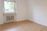 Erdgeschoßwohnung Saarbrücken Dudweiler - 5 Zimmer, 100 m&sup2;, 1.200&euro; | Angebot:26615910