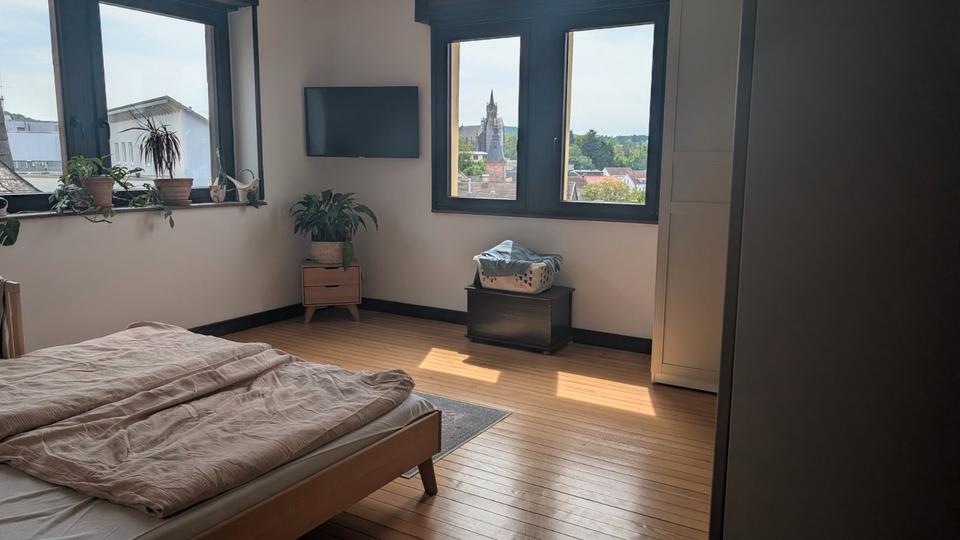 Einfamilienhaus Saarbrücken Dudweiler - 7 Zimmer, 204 m&sup2;, 375.000&euro; | Angebot:27010150