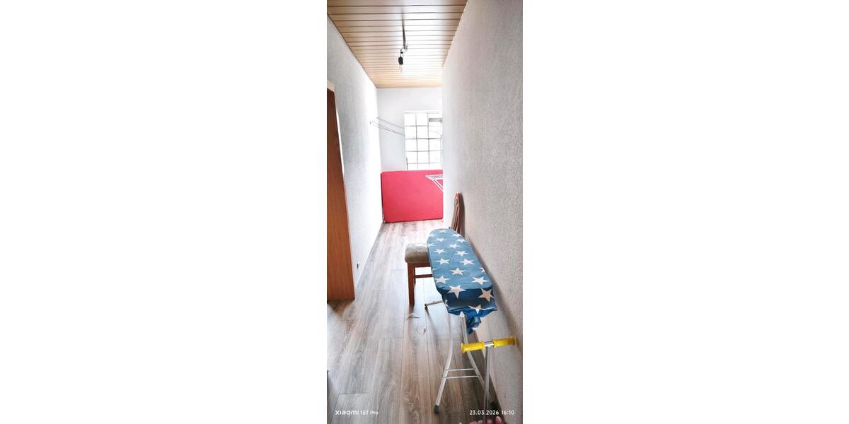 Etagenwohnung Neunkirchen Heinitz - 4 Zimmer, 118 m&sup2;, 600&euro; | Angebot:25856536