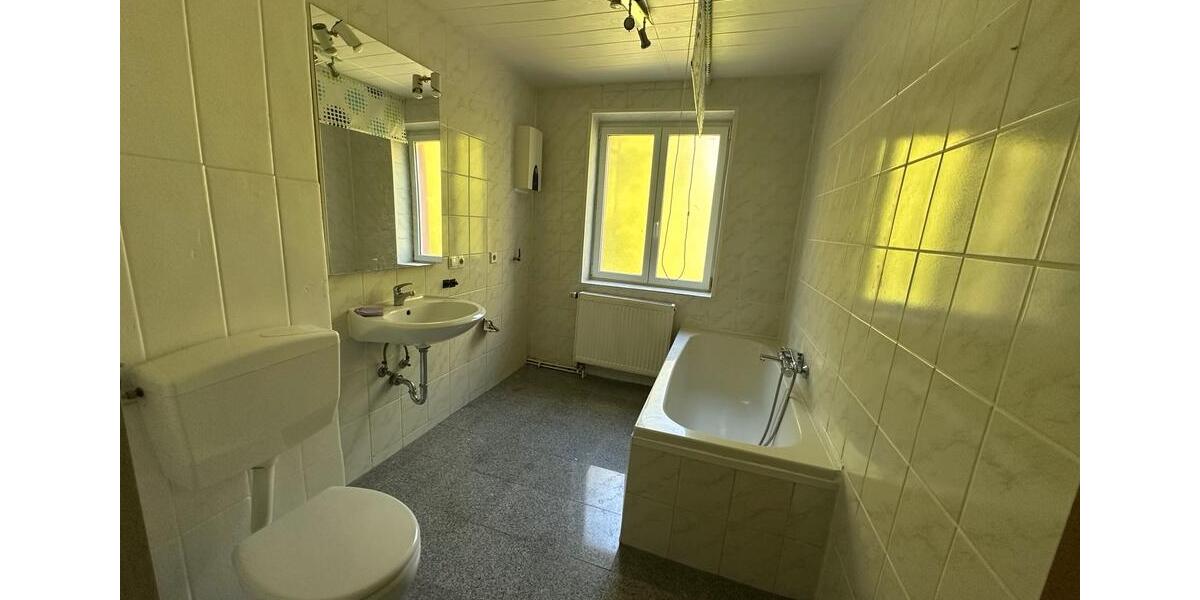 Etagenwohnung Sankt Ingbert - 3 Zimmer, 83 m&sup2;, 116.000&euro; | Angebot:26356411