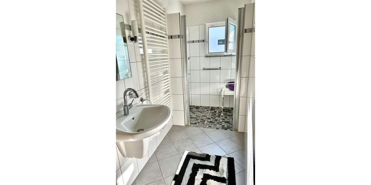 Mehrfamilienhaus, Wohnhaus Illingen Hüttigweiler - 5 Zimmer, 135 m&sup2;, 147.000&euro; | Angebot:25821554