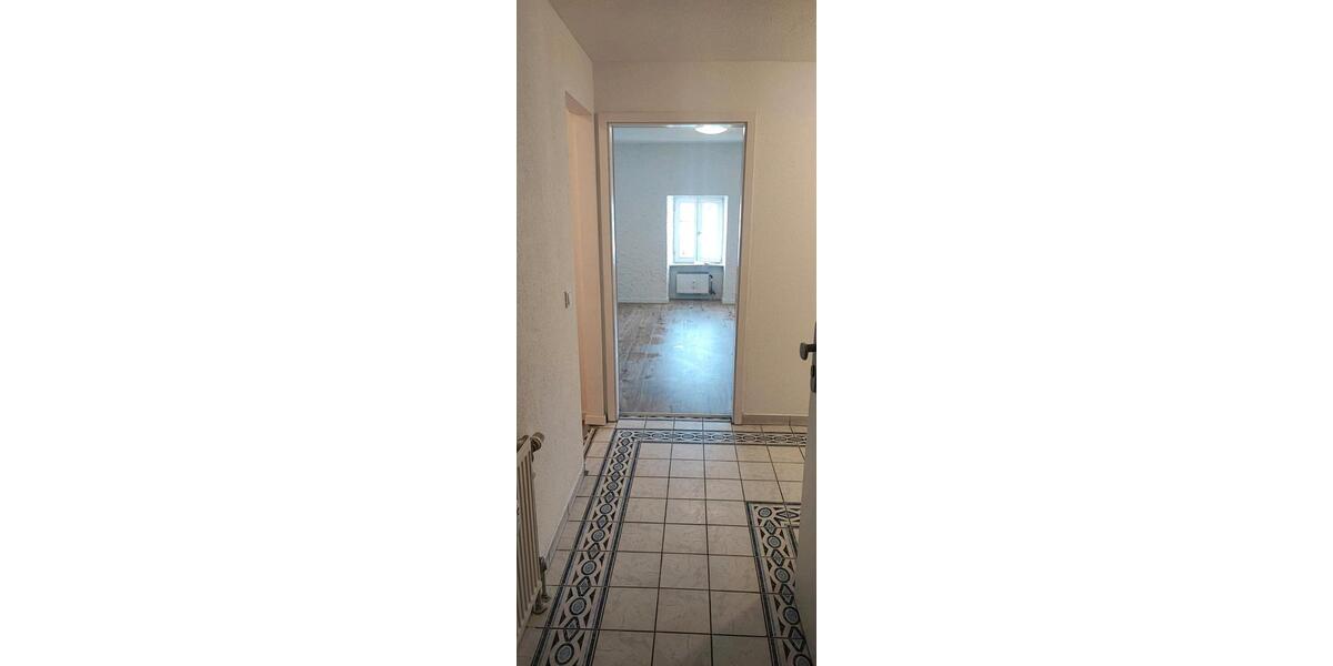 Etagenwohnung Saarbrücken Dudweiler - 2 Zimmer, 65 m&sup2;, 600&euro; | Angebot:26699845