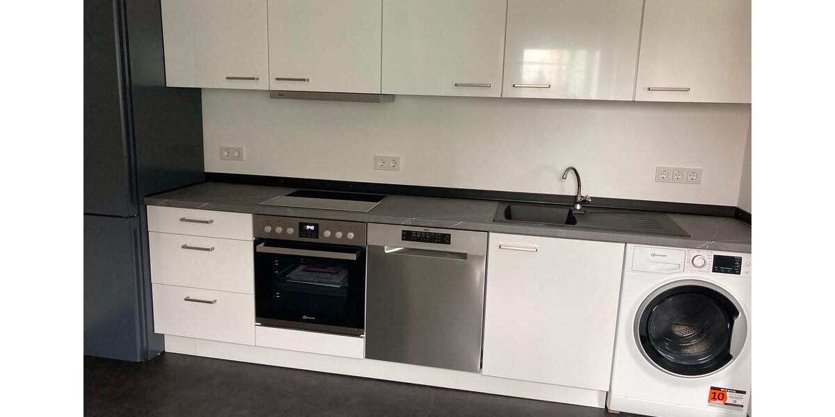Dachgeschoßwohnung Saarbrücken - 2.5 Zimmer, 57 m&sup2;, 640&euro; | Angebot:26640022