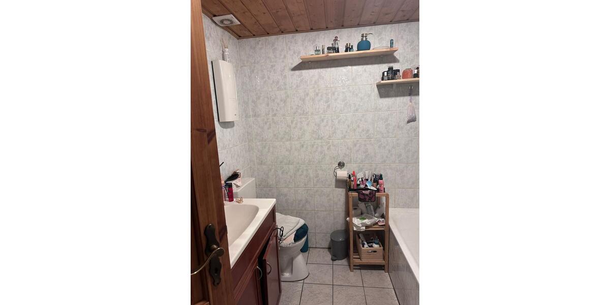 Etagenwohnung Großrosseln - 5 Zimmer, 100 m&sup2;, 845&euro; | Angebot:24887850