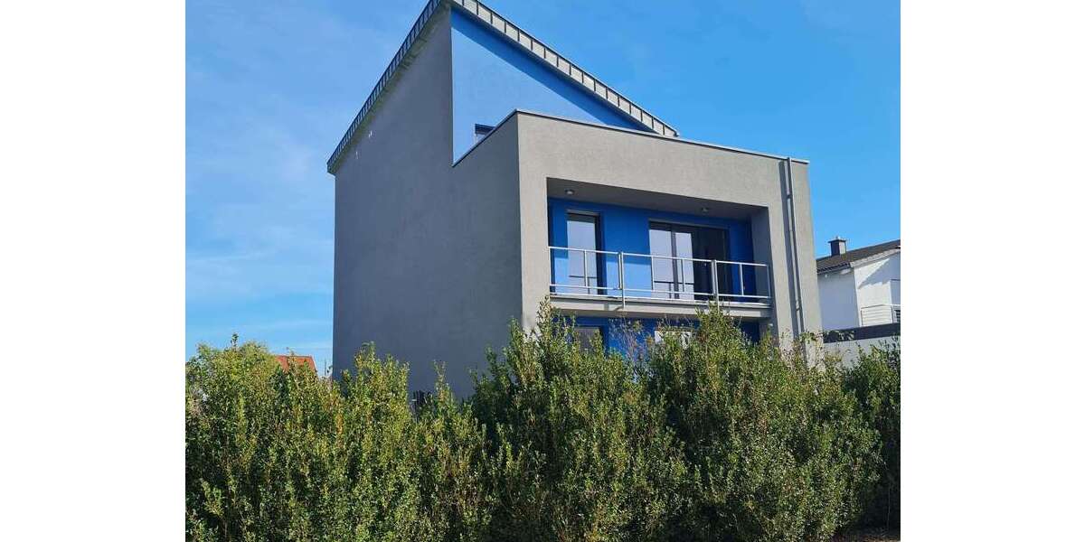 Einfamilienhaus Saarlouis - 7 Zimmer, 365 m&sup2;, 790.000&euro; | Angebot:8909633