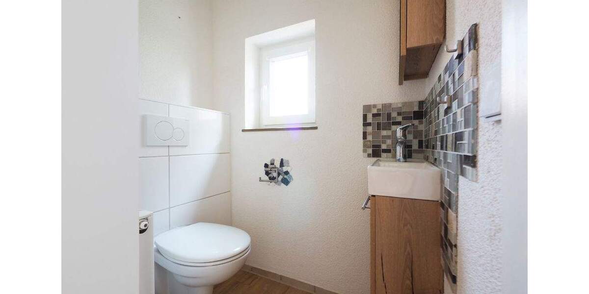 Einfamilienhaus Blieskastel Bierbach - 5 Zimmer, 146 m&sup2;, 275.000&euro; | Angebot:25675559