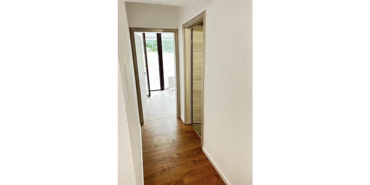 Erdgeschoßwohnung Homburg - 4 Zimmer, 120 m&sup2;, 850&euro; | Angebot:25881914