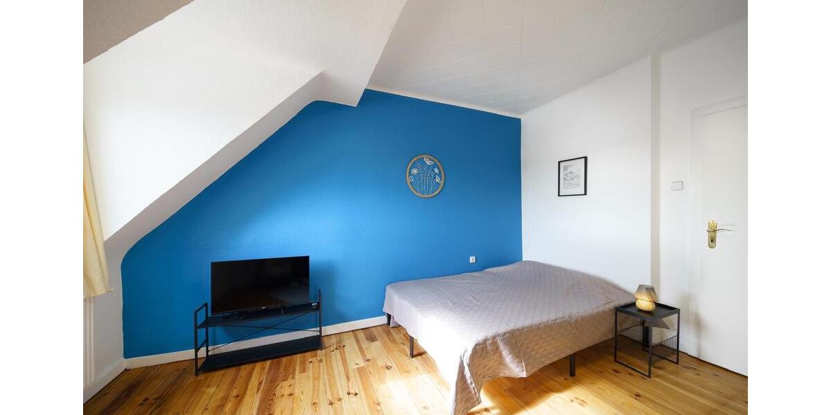 Dachgeschoßwohnung Saarbrücken West - 1 Zimmer, 48 m&sup2;, 850&euro; | Angebot:25942073