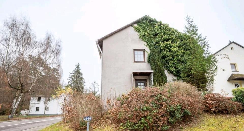 Einfamilienhaus Ottweiler - 5.5 Zimmer, 105 m&sup2;, 150.000&euro; | Angebot:26750427