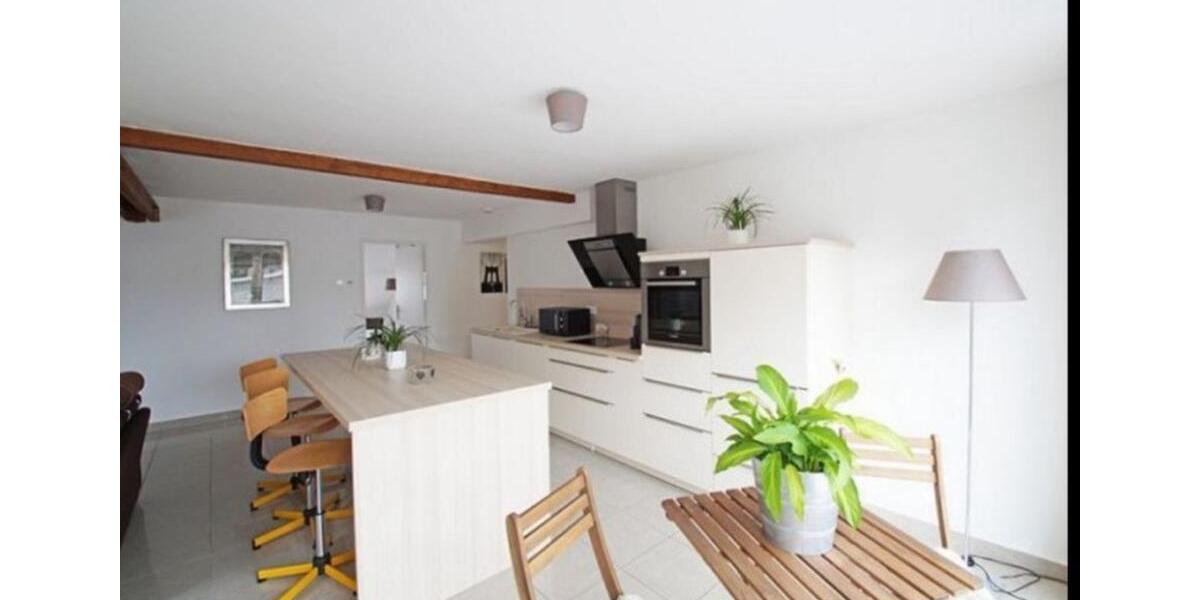 Dachgeschoßwohnung Saarbrücken Neue Bremm - 5 Zimmer, 86 m&sup2;, 900&euro; | Angebot:25454632