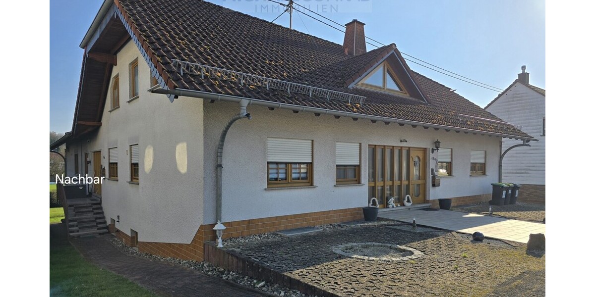 Attraktives Einfamilienhaus mit möglicher Einliegerwohnung - Reihenendhaus Tholey | Angebot:27370300