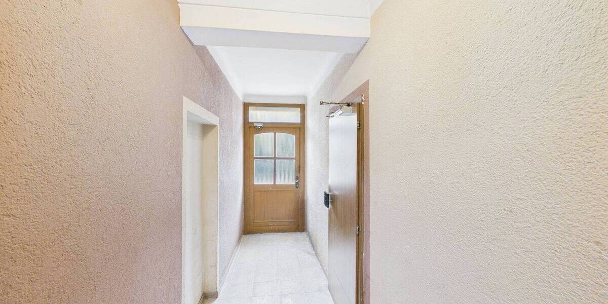 Einfamilienhaus Saarlouis Lisdorf - 8 Zimmer, 244 m&sup2;, 590.000&euro; | Angebot:25687196