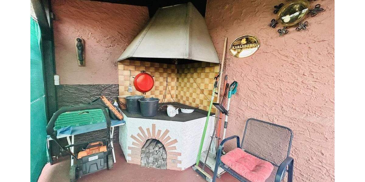 Einfamilienhaus Saarbrücken Dudweiler - 6 Zimmer, 115 m&sup2;, 125.000&euro; | Angebot:25801874