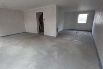 Haus Nalbach - 5 Zimmer, 172 m&sup2;, 370.000&euro; | Angebot:21370926