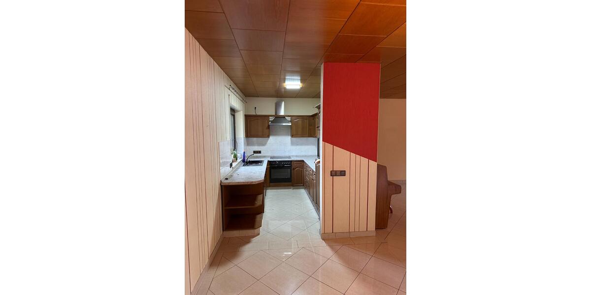 Einfamilienhaus Schmelz - 7 Zimmer, 183 m&sup2;, 320.000&euro; | Angebot:25403152