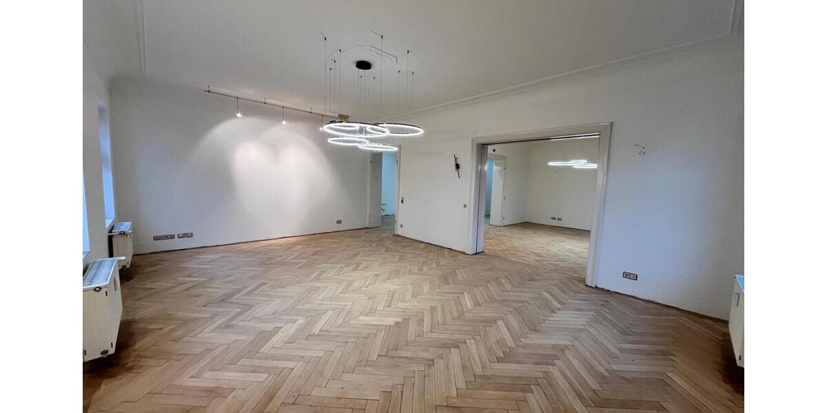 Erdgeschoßwohnung Neunkirchen - 5 Zimmer, 245 m&sup2;, 1.800&euro; | Angebot:25930212