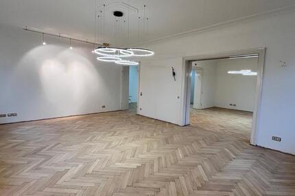 Wohnung Neunkirchen - 5 Zimmer, 245 m&sup2;, 1.800&euro; | Angebot:25930212