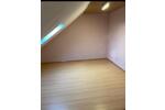 Dachgeschoßwohnung Quierschied - 1 Zimmer, 120 m&sup2;, 480&euro; | Angebot:26480101