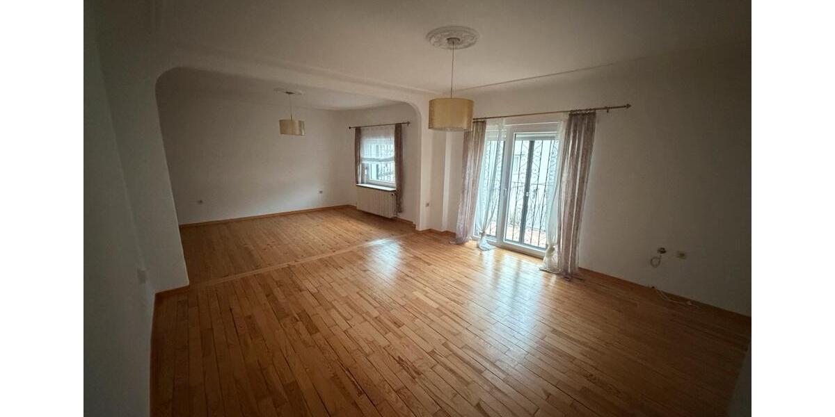 Einfamilienhaus Saarbrücken Malstatt - 7 Zimmer, 120 m&sup2;, 1.500&euro; | Angebot:25137831