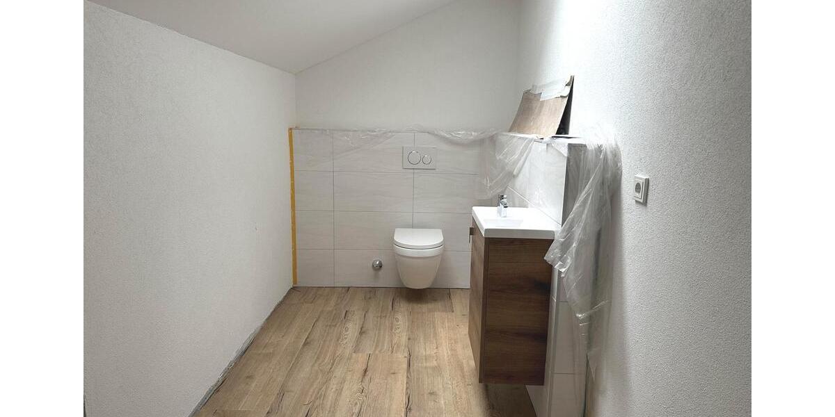 Maisonettenwohnung Bexbach - 2 Zimmer, 139 m&sup2;, 1.550&euro; | Angebot:25098705