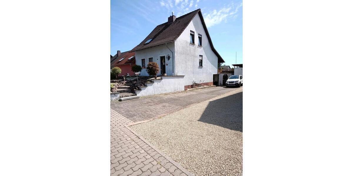 Reihenhaus Saarwellingen - 4 Zimmer, 120 m&sup2;, 240.000&euro; | Angebot:25322190