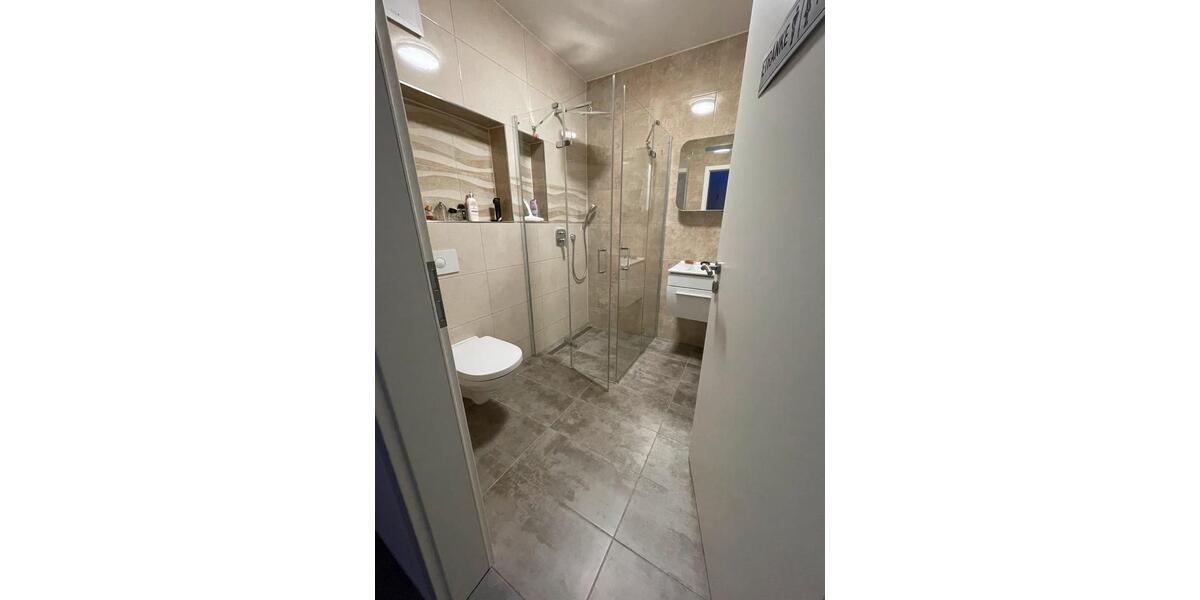 Etagenwohnung Schiffweiler - 1 Zimmer, 60 m&sup2;, 890&euro; | Angebot:25395684