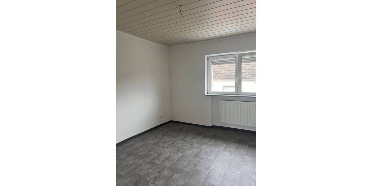 Mehrfamilienhaus, Wohnhaus Völklingen Ludweiler - 6 Zimmer, 160 m&sup2;, 239.000&euro; | Angebot:25663145