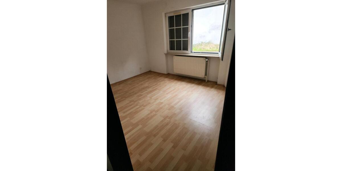 Erdgeschoßwohnung Saarbrücken Neue Bremm - 2 Zimmer, 42 m&sup2;, 470&euro; | Angebot:26299716