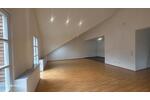 Dachgeschoßwohnung Quierschied - 3 Zimmer, 125 m&sup2;, 1.100&euro; | Angebot:26492983