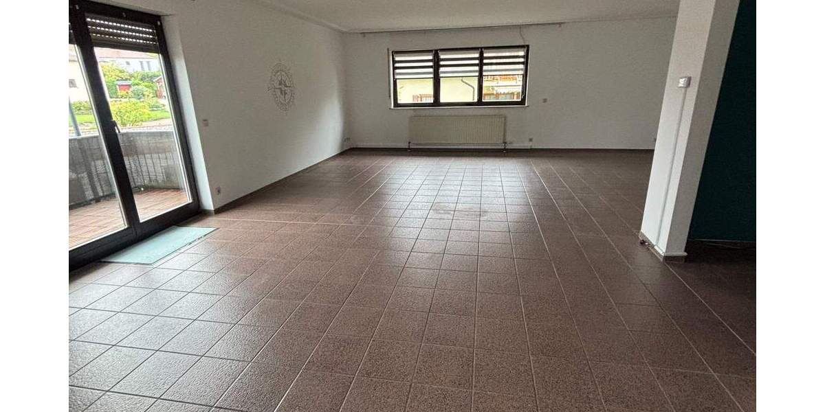 Etagenwohnung Riegelsberg - 3 Zimmer, 115 m&sup2;, 850&euro; | Angebot:25664169