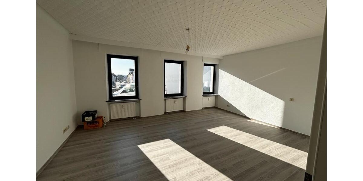 Erdgeschoßwohnung Saarlouis - 4 Zimmer, 100 m&sup2;, 860&euro; | Angebot:25712645