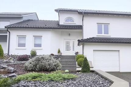 Haus Saarlouis - 6 Zimmer, 160 m&sup2;, 330.000&euro; | Angebot:25960150